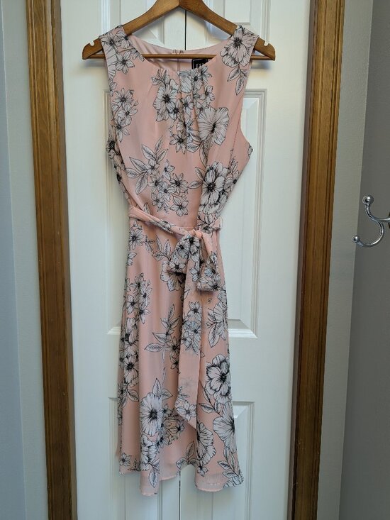 Jessica Howard Dresses & Skirts - Jessica Howard Midi Sleeveless Pink Floral Dress Size 14